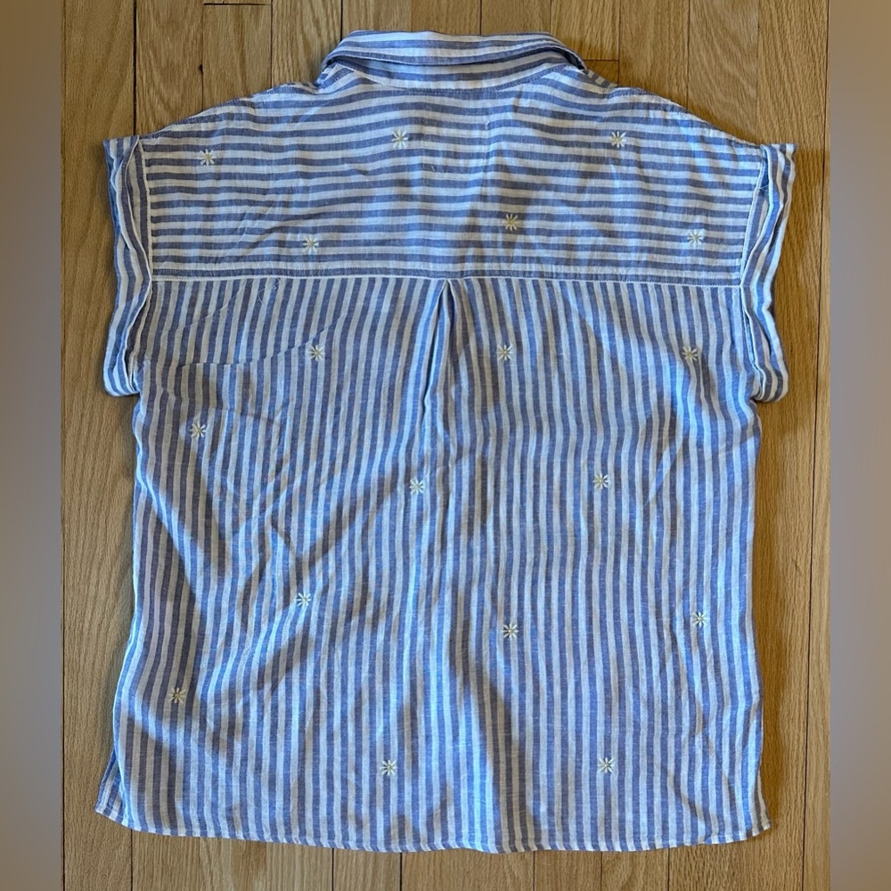 Rails Linen Blend Blue White Striped Embroidered Floral Cap-Sleeved Blouse, M - Picture 3 of 7